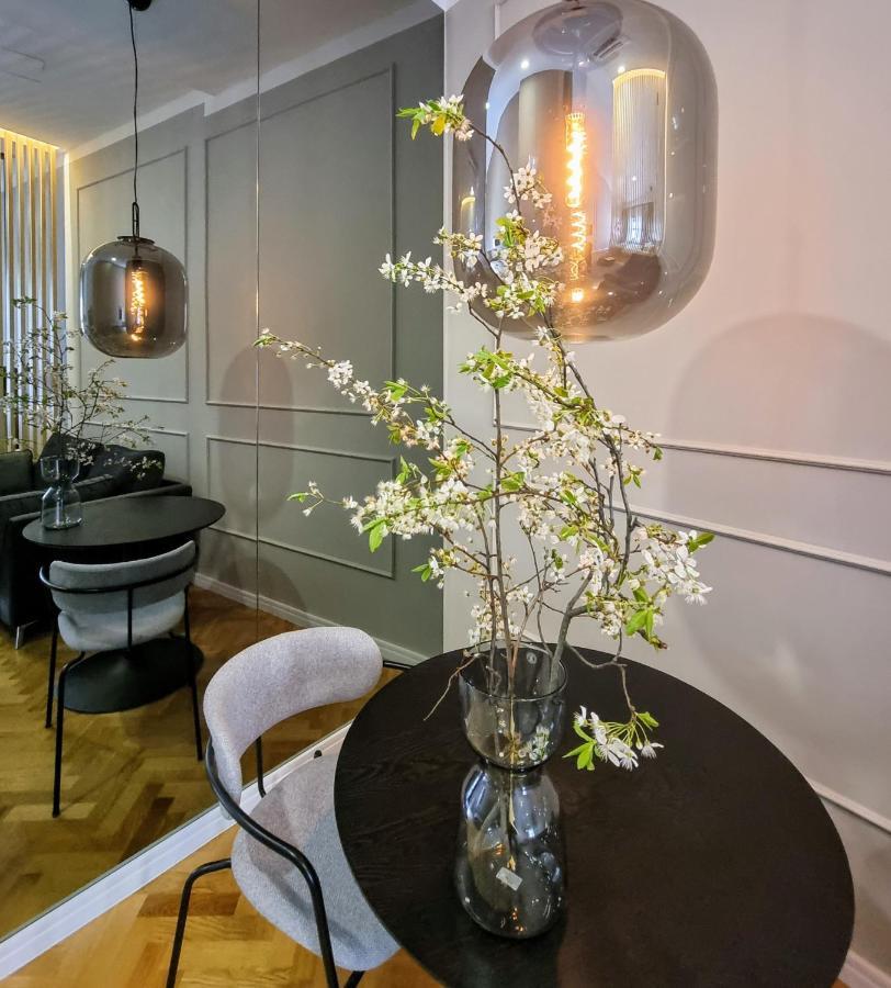 Mint Boutique Studio Apartments 3 Загреб Экстерьер фото
